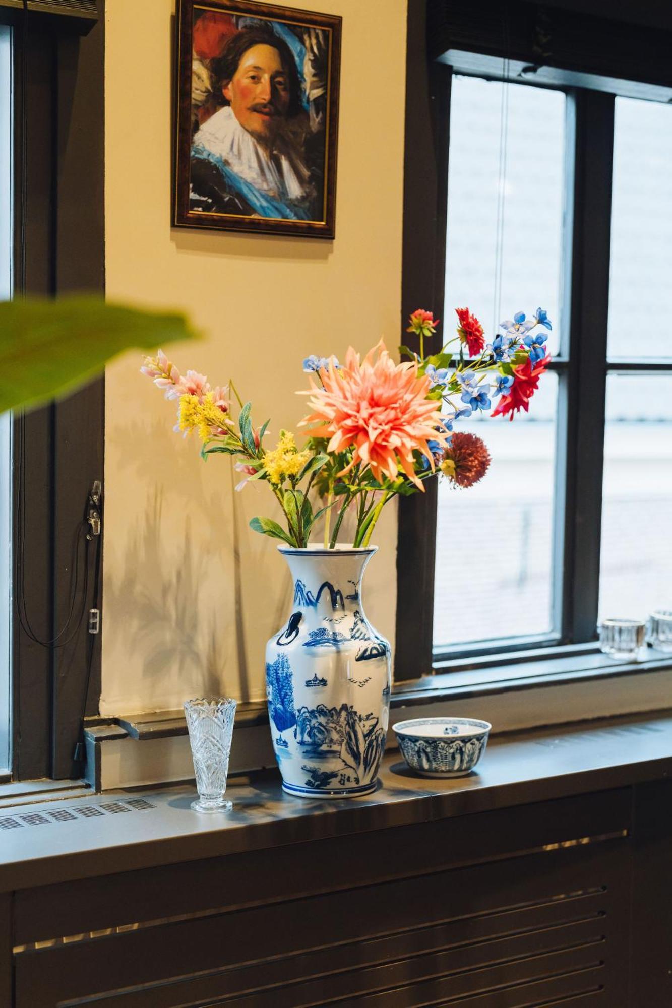 Lok Historics Luxury Art-Inspired Loft In Historic City Centre! Haarlem Exteriör bild