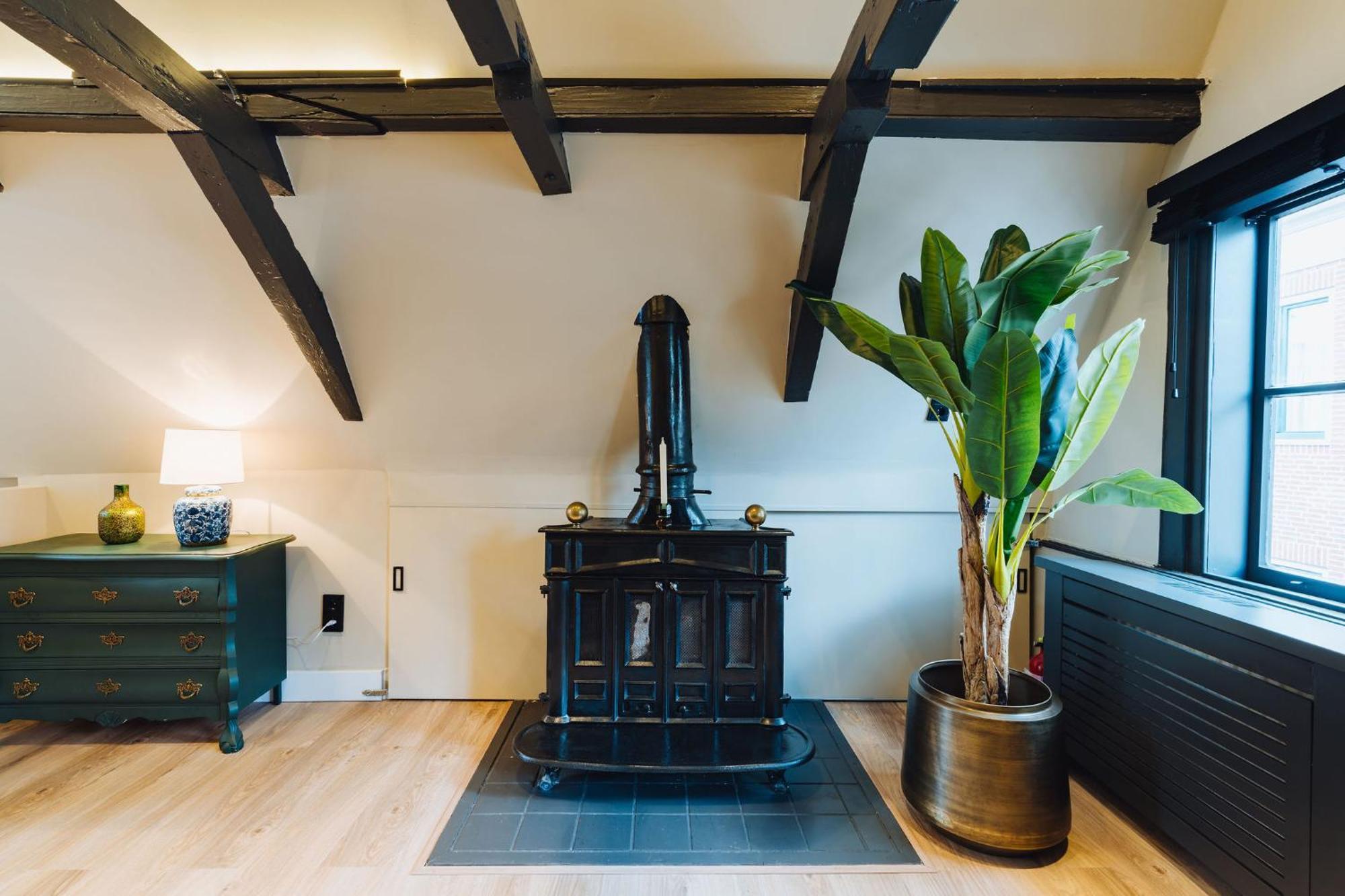 Lok Historics Luxury Art-Inspired Loft In Historic City Centre! Haarlem Exteriör bild